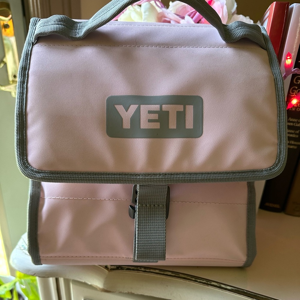 YETI Soft Pink Lunch Tote